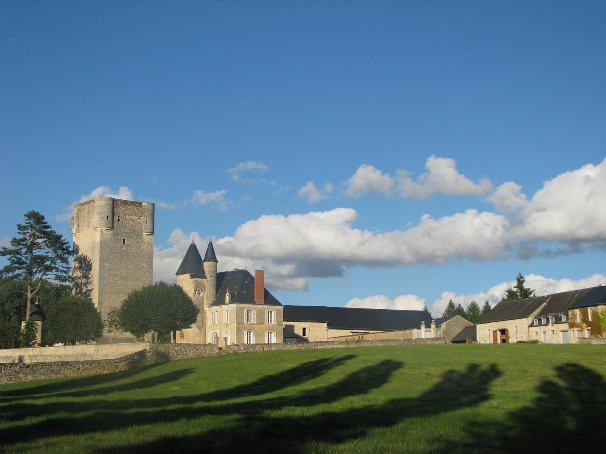 Chateau De Mazieres Tendu Екстериор снимка
