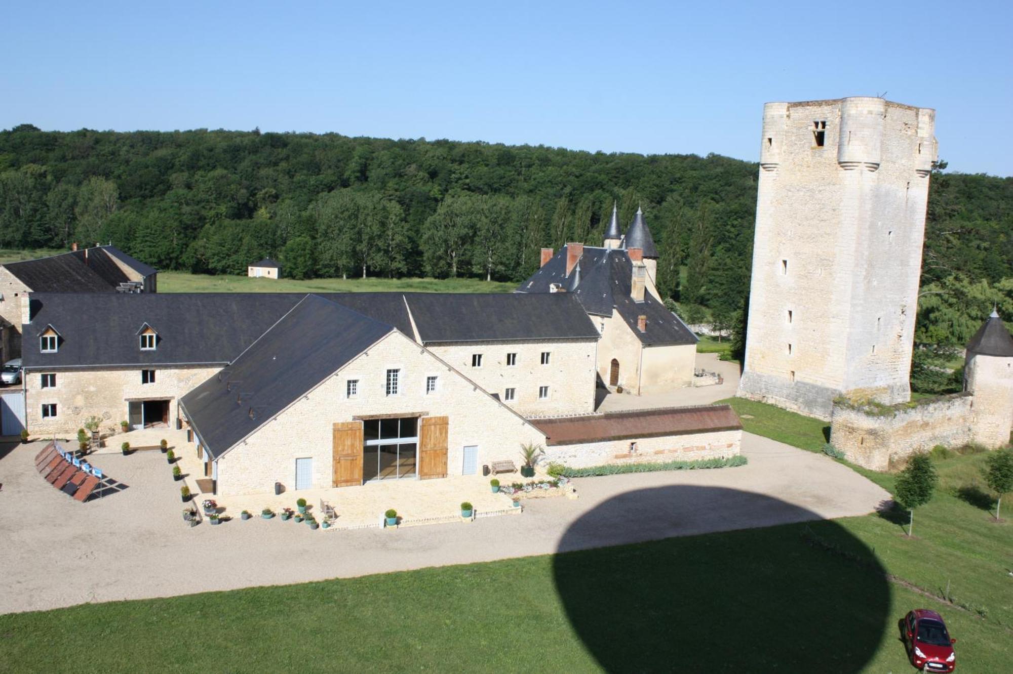 Chateau De Mazieres Tendu Екстериор снимка