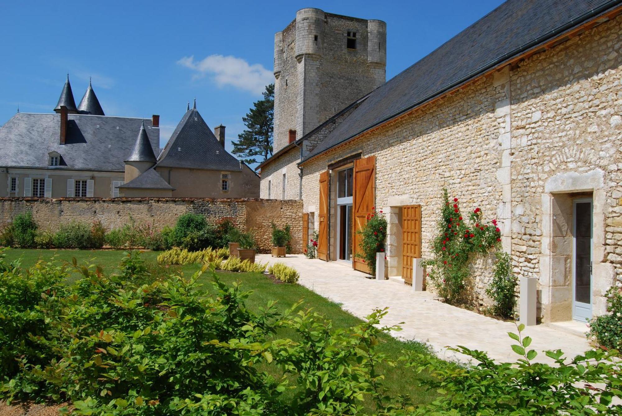 Chateau De Mazieres Tendu Екстериор снимка