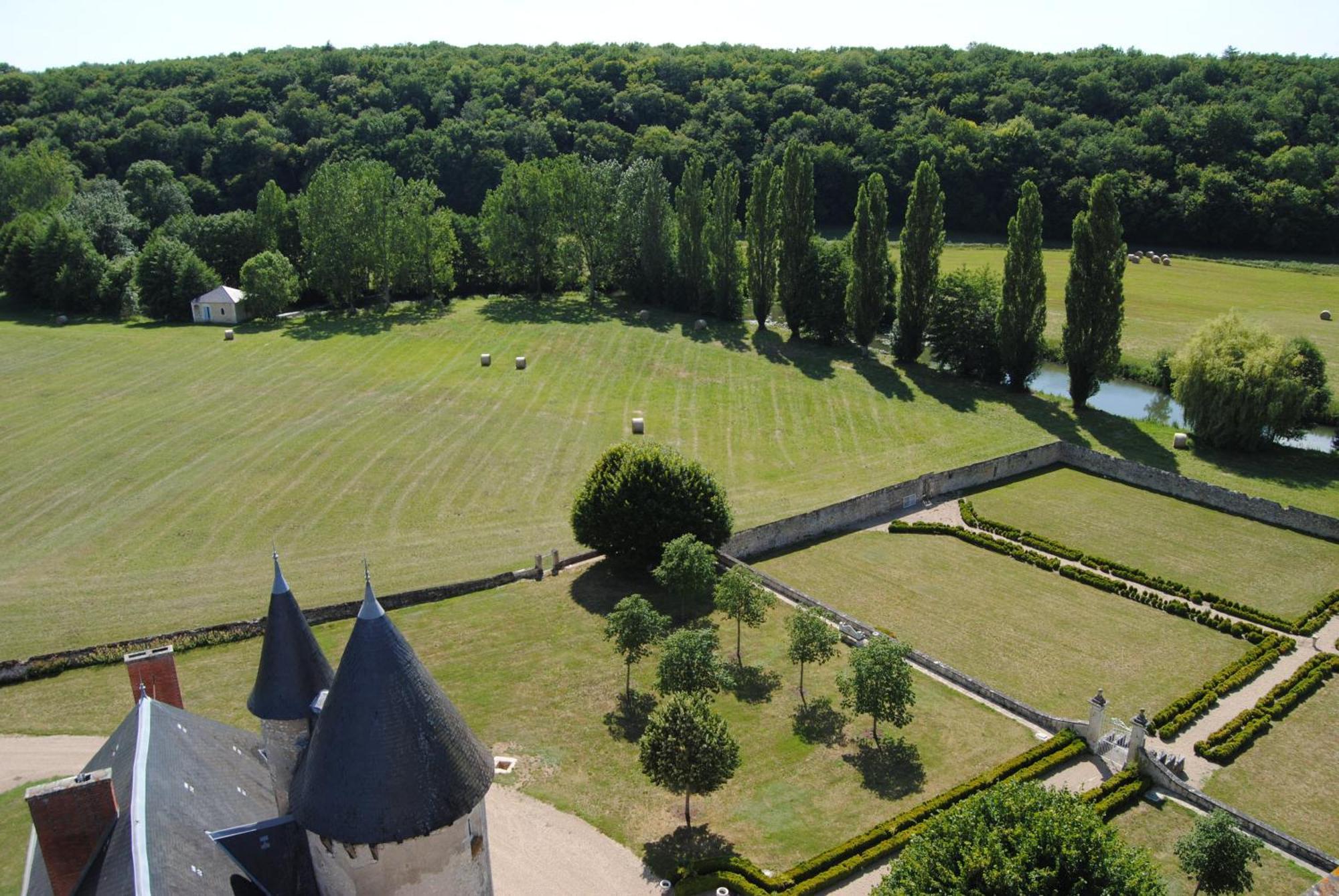 Chateau De Mazieres Tendu Екстериор снимка