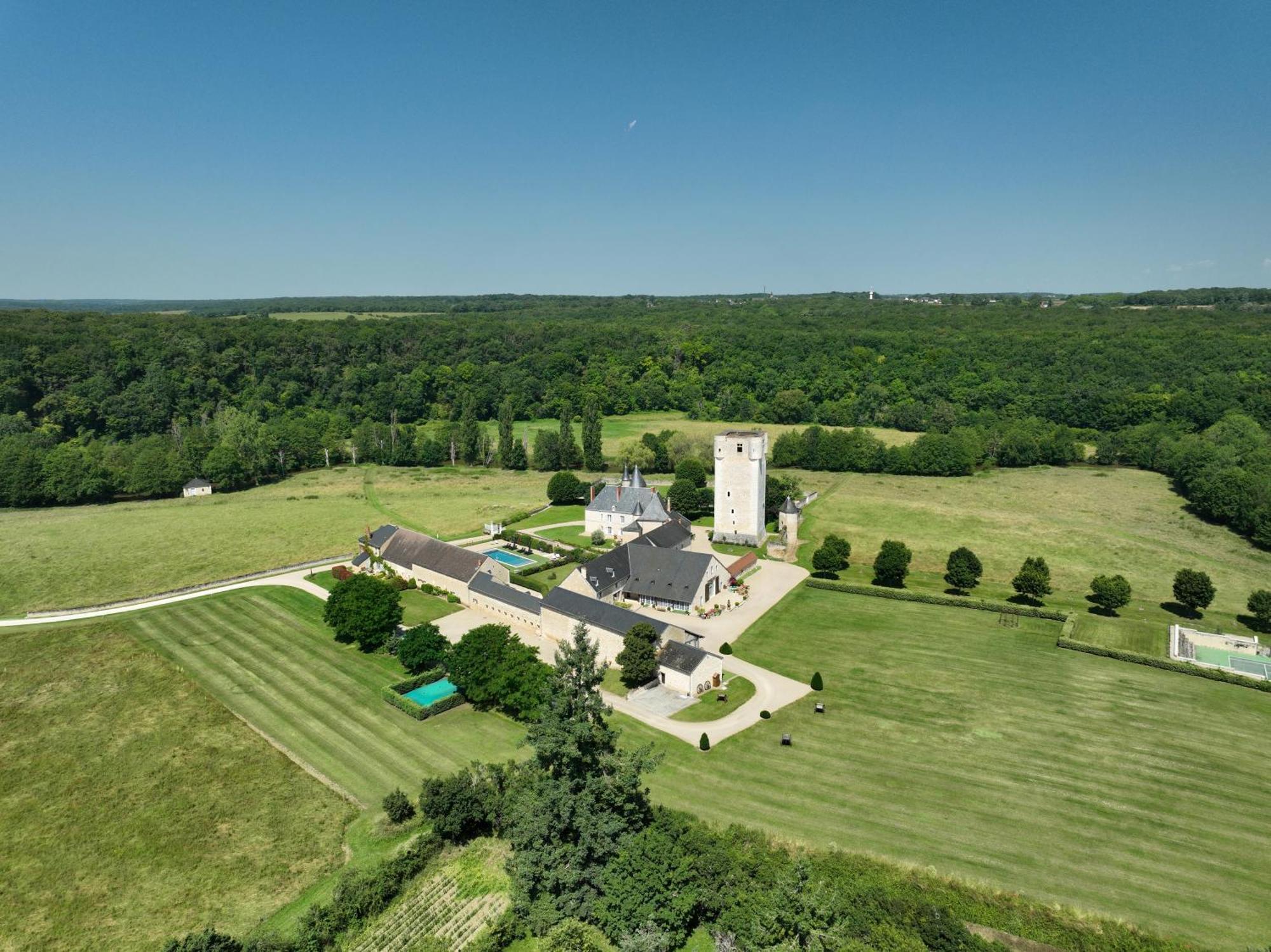 Chateau De Mazieres Tendu Екстериор снимка